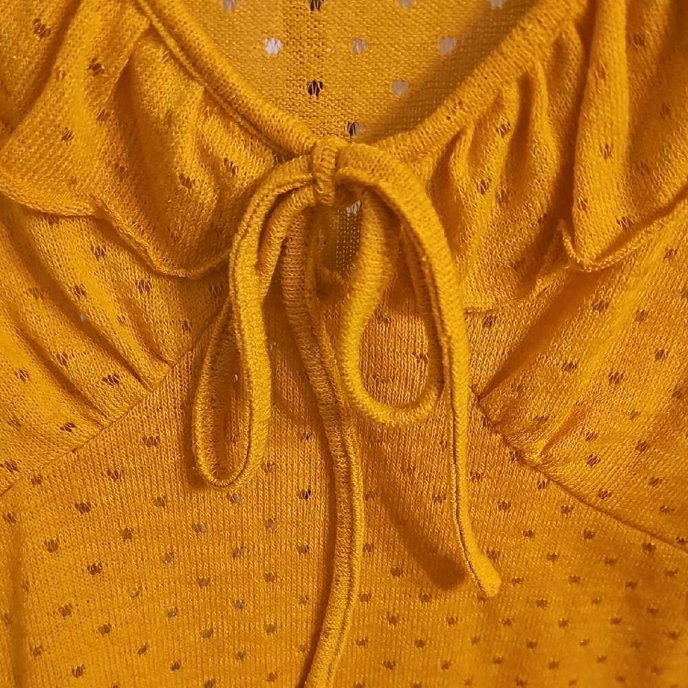 Voodoo Vixen Sunny Yellow Eyelet Blouse - Picture 4 of 5